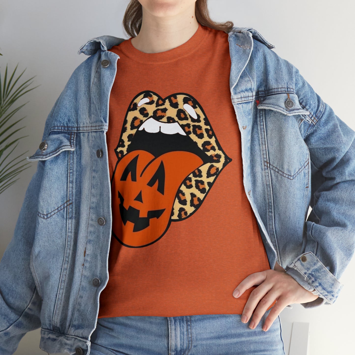 Halloween Kiss Tee